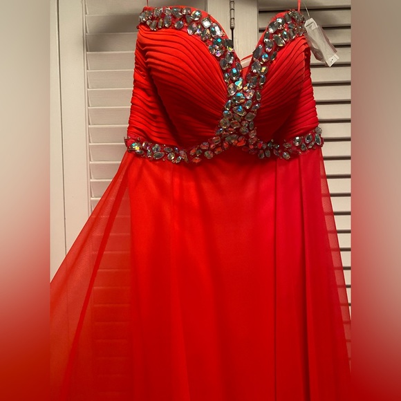 XSCAPE size 6 Strapless Prom Dress Bright red/hot pink/bright coral - Picture 7 of 10